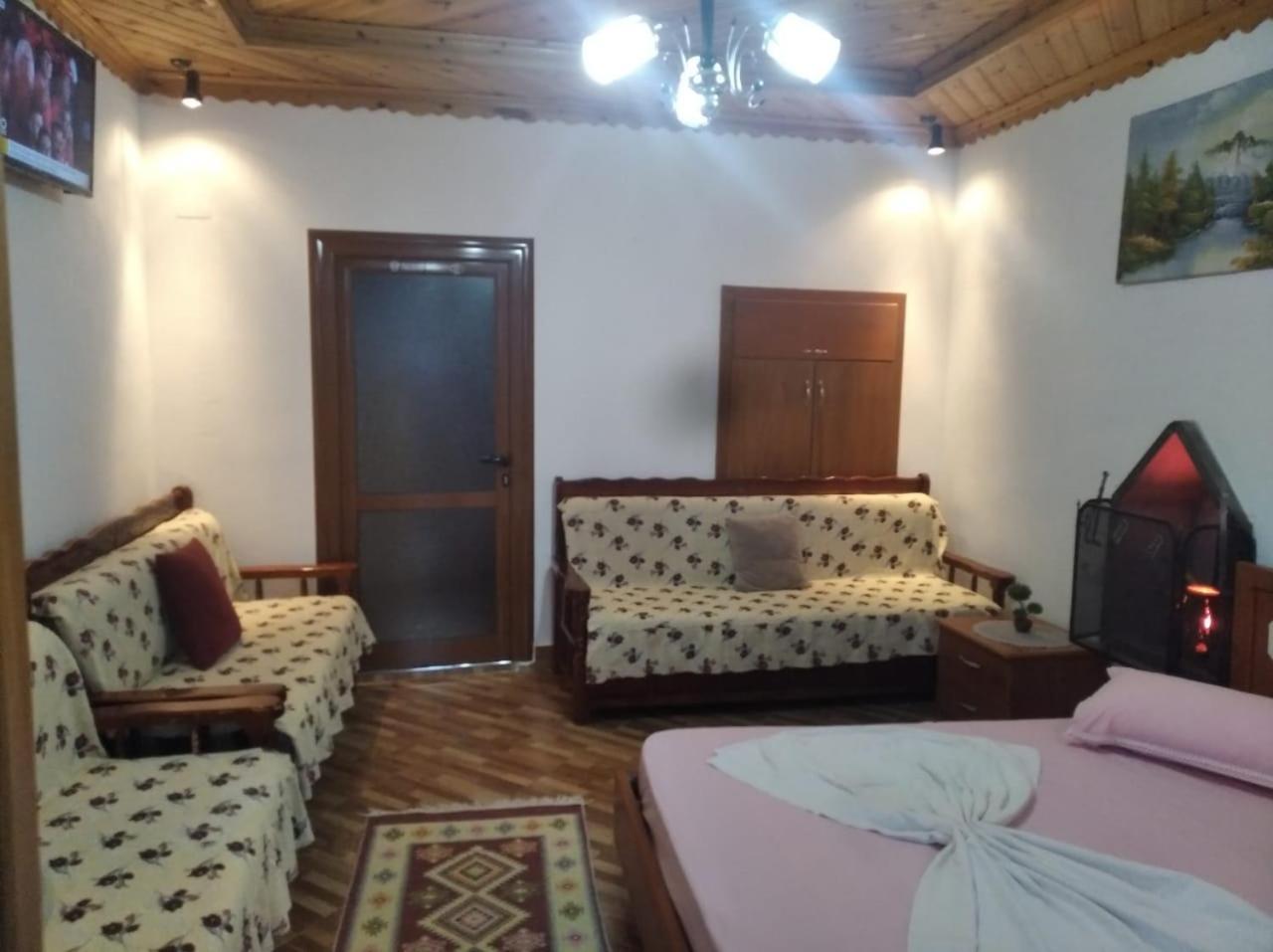 Guest House Bake Gjirokaster Exterior photo